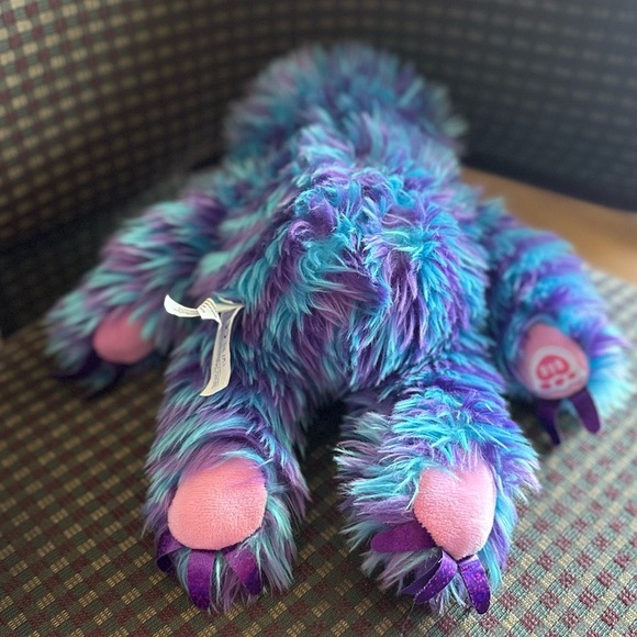 Build-A-Bear Workshop Shaggy Sloth in Turquoise - Picture 4 of 7